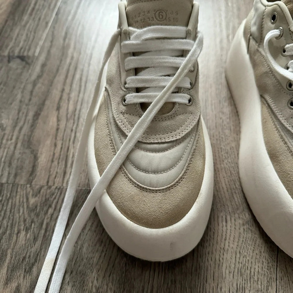 MM6 MAISON MARGIELA
Fabric and suede sneakers in ivory colour size 35 - Picture 9 of 11